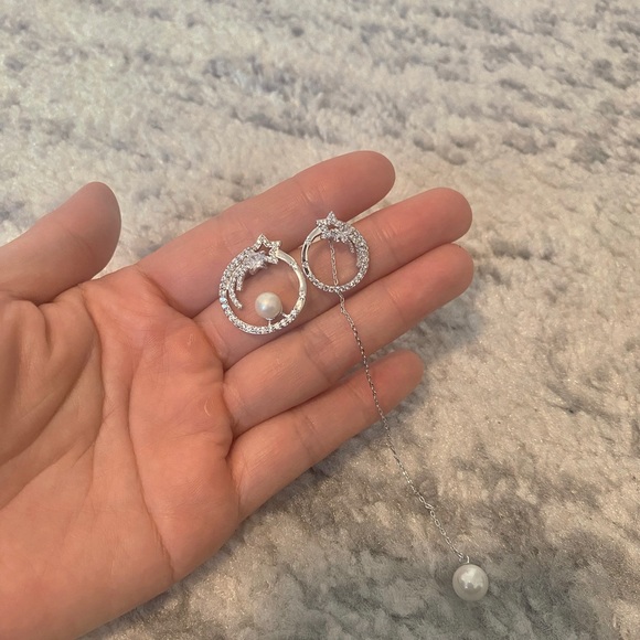 Clearance Silver Star Dangle Earrings, Star dangles - Picture 3 of 4